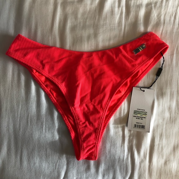 gymshark bikini set - Picture 3 of 4